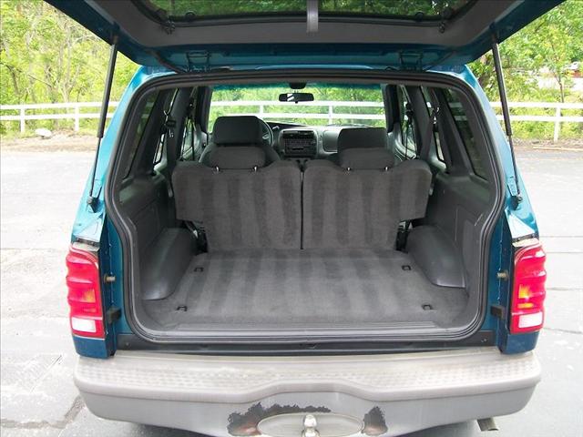 Ford Explorer Sport 2001 photo 4