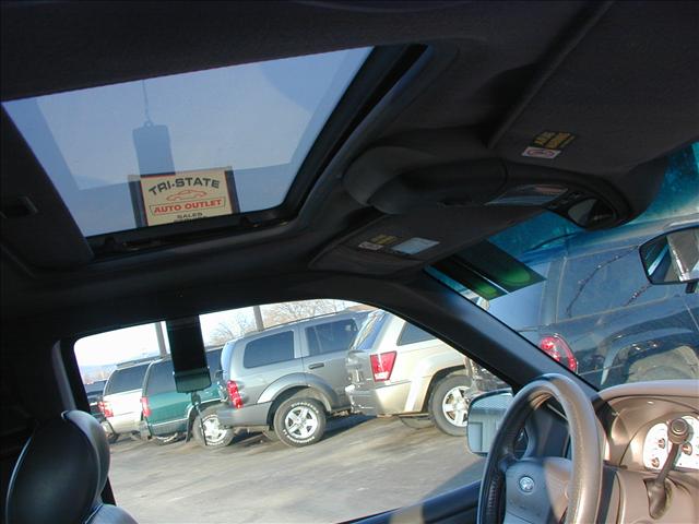 Ford Explorer Sport 2001 photo 1