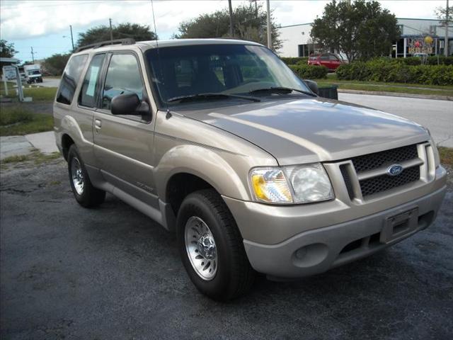 Ford Explorer Sport 2001 photo 1