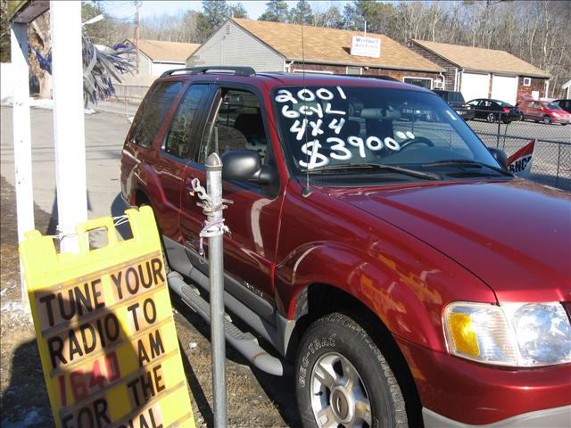 Ford Explorer Sport 2001 photo 2