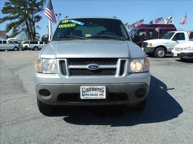 Ford Explorer Sport 2001 photo 1