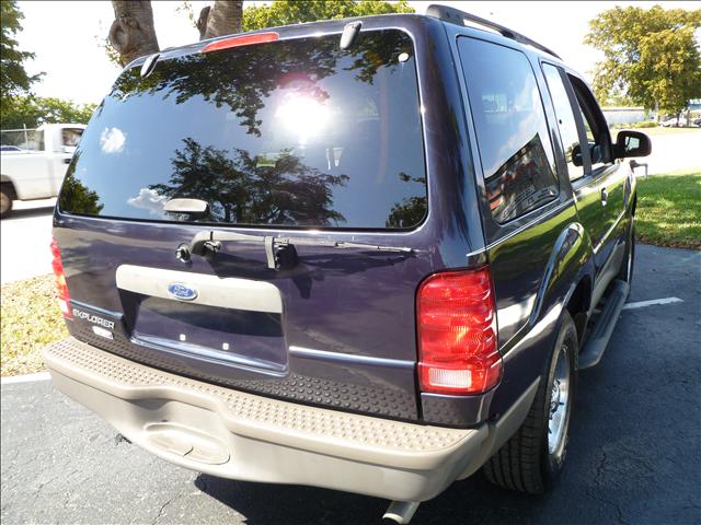 Ford Explorer Sport 2001 photo 3