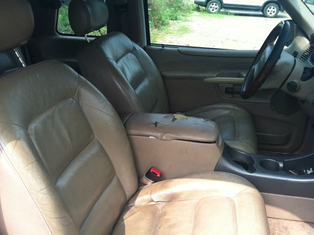 Ford Explorer Sport 2001 photo 3