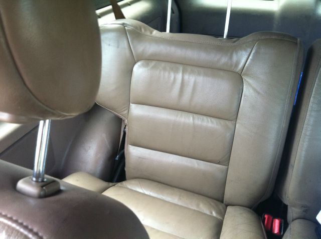 Ford Explorer Sport 2001 photo 4