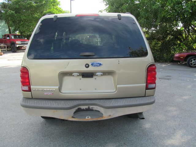 Ford Explorer Sport 2001 photo 4