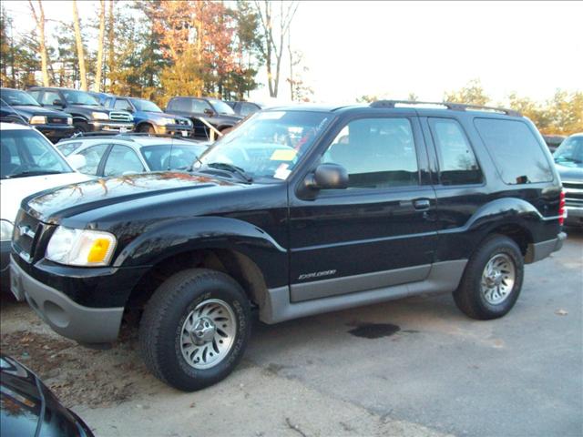 Ford Explorer Sport 2001 photo 1