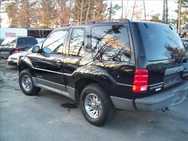 Ford Explorer Sport 2001 photo 2