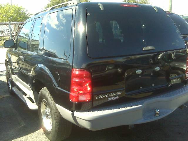 Ford Explorer Sport 2001 photo 3