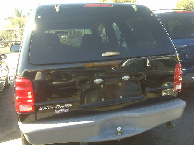 Ford Explorer Sport 2001 photo 4