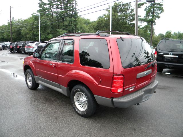 Ford Explorer Sport 2001 photo 1