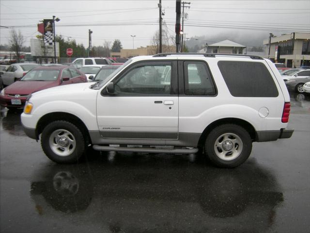 Ford Explorer Sport 2001 photo 1