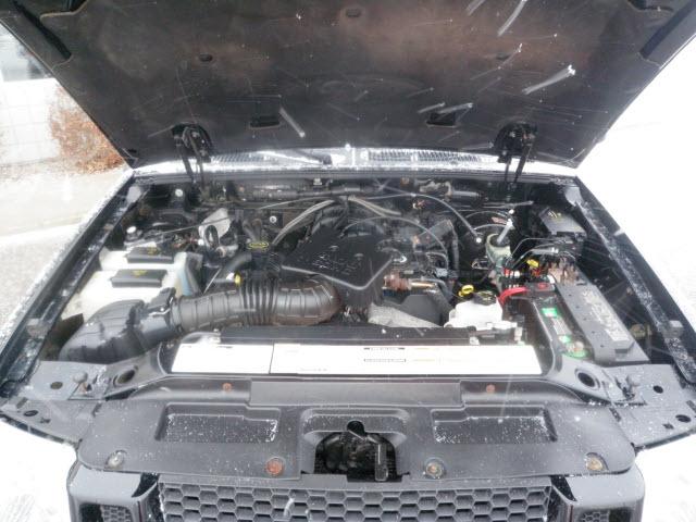 Ford Explorer Sport 2002 photo 4