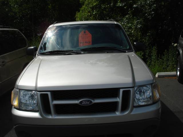 Ford Explorer Sport 2002 photo 1