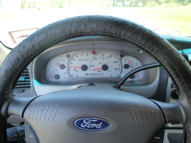 Ford Explorer Sport 2002 photo 10