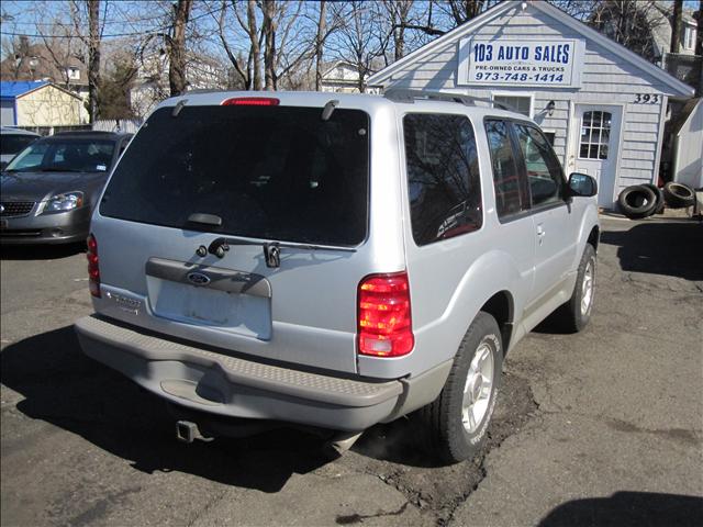 Ford Explorer Sport 2002 photo 3