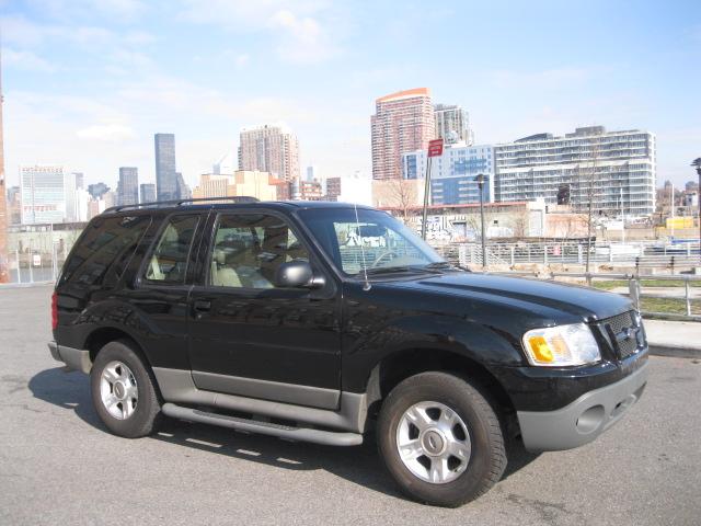 Ford Explorer Sport 2002 photo 3