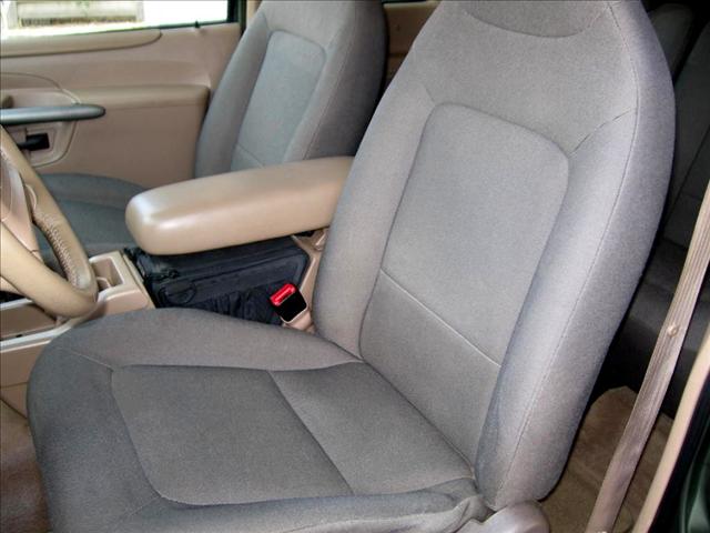 Ford Explorer Sport 2002 photo 3