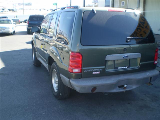 Ford Explorer Sport 2002 photo 3