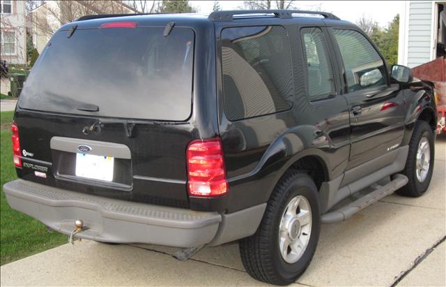Ford Explorer Sport 2002 photo 1