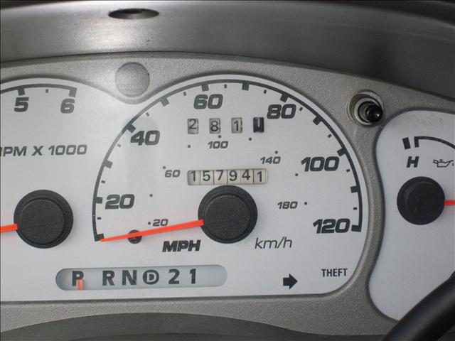 Ford Explorer Sport 2002 photo 4