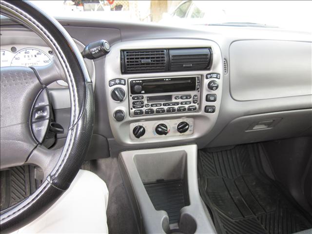 Ford Explorer Sport 2002 photo 5