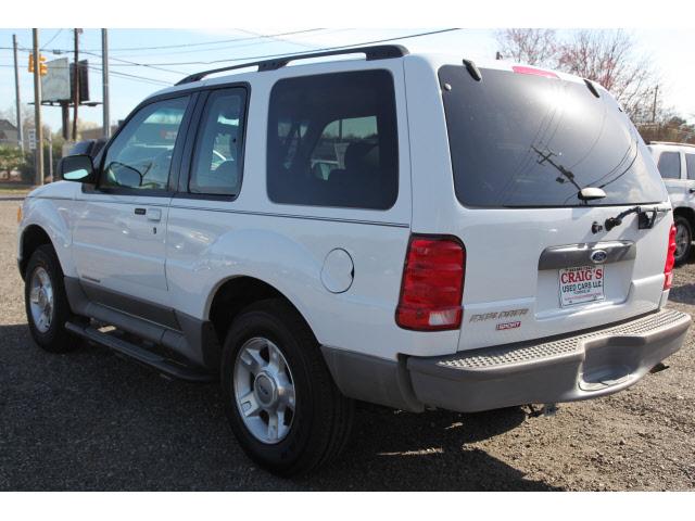 Ford Explorer Sport 2002 photo 3