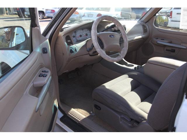 Ford Explorer Sport 2002 photo 4
