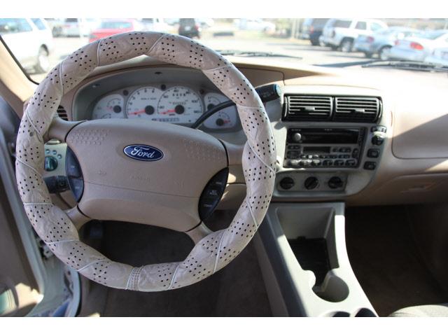 Ford Explorer Sport 2002 photo 5