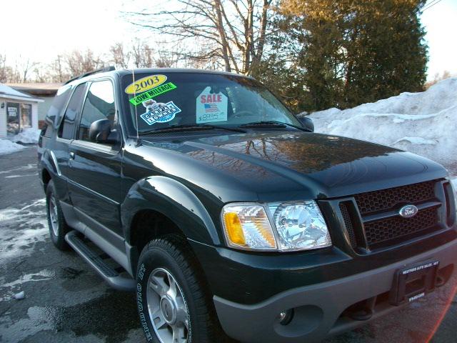 Ford Explorer Sport 2003 photo 3