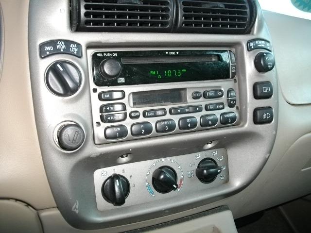 Ford Explorer Sport 2003 photo 5