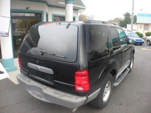 Ford Explorer Sport 2003 photo 1