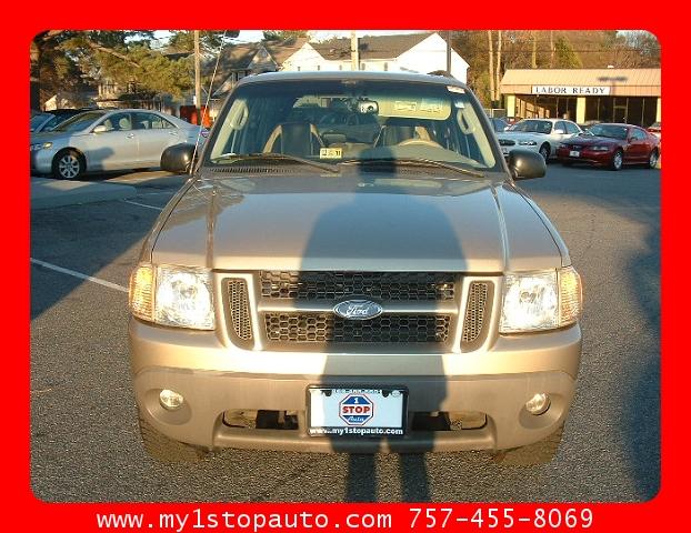 Ford Explorer Sport 2003 photo 1