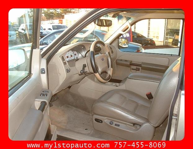 Ford Explorer Sport 2003 photo 4