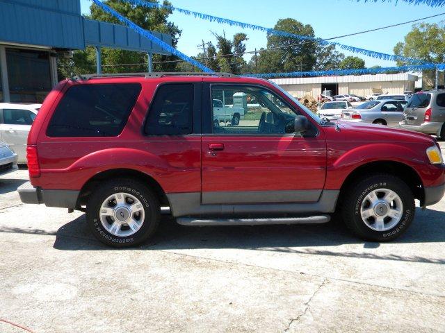 Ford Explorer Sport 2003 photo 2
