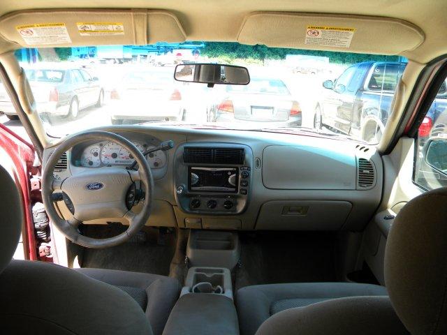 Ford Explorer Sport 2003 photo 3