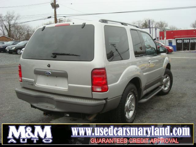 Ford Explorer Sport 2003 photo 2