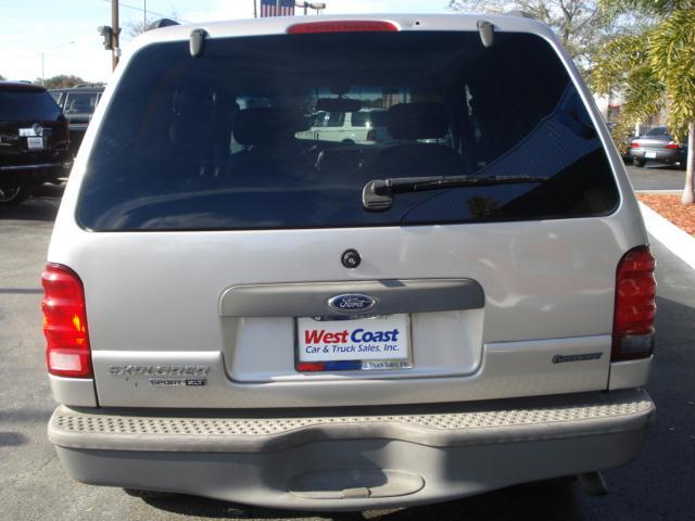 Ford Explorer Sport 2003 photo 1
