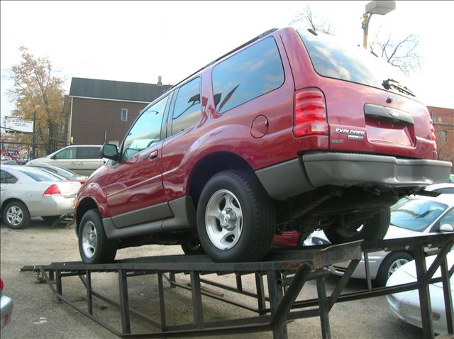 Ford Explorer Sport 2003 photo 2