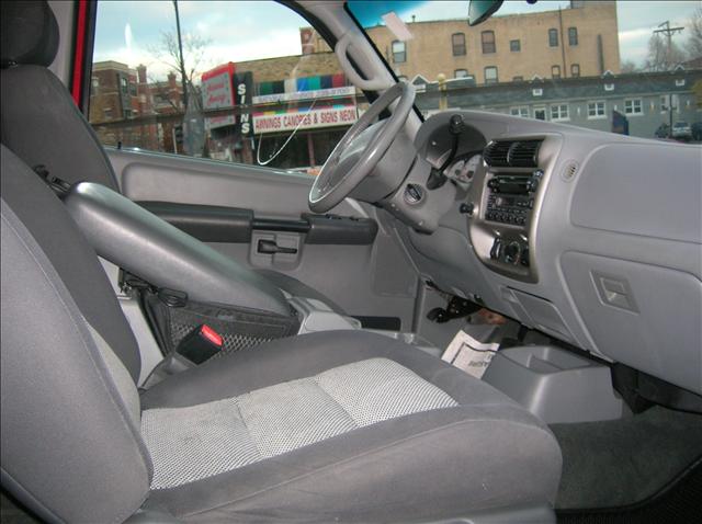 Ford Explorer Sport 2003 photo 4