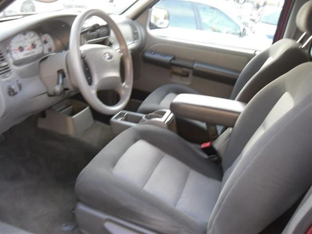 Ford Explorer Sport 2003 photo 4