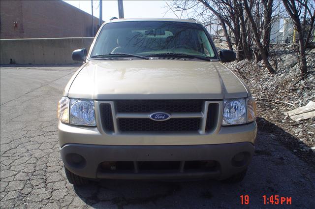 Ford Explorer Sport 2003 photo 1