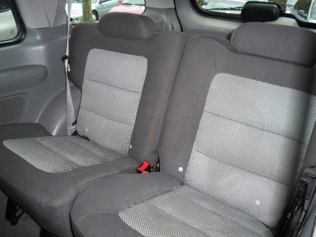 Ford Explorer Sport 2003 photo 4