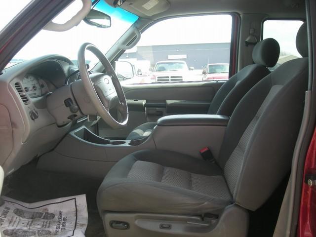 Ford Explorer Sport 2003 photo 2