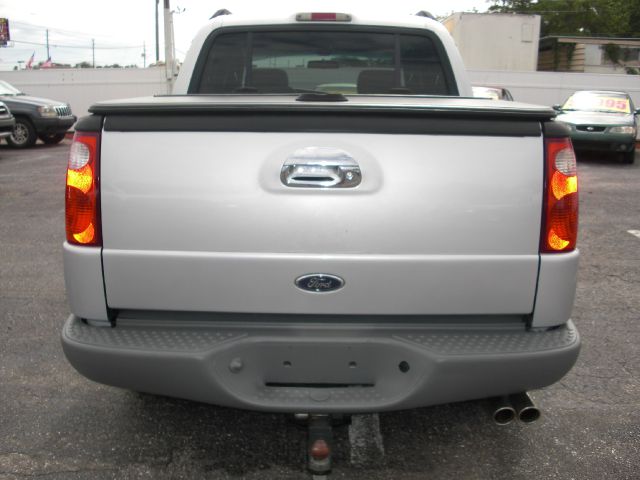 Ford Explorer Sport Trac 2001 photo 3