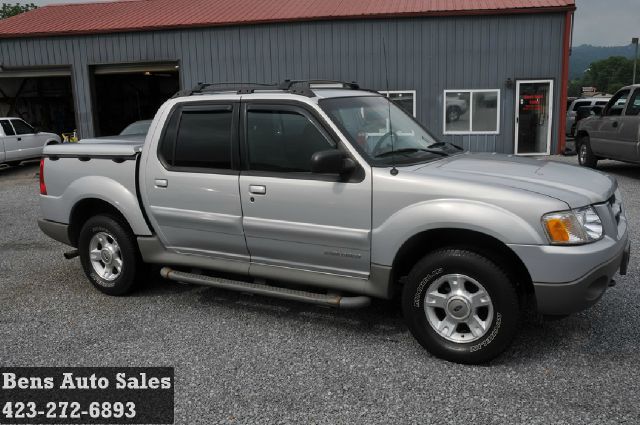Ford Explorer Sport Trac 2001 photo 2
