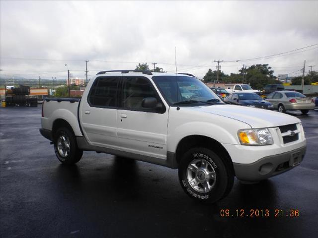 Ford Explorer Sport Trac 2001 photo 2