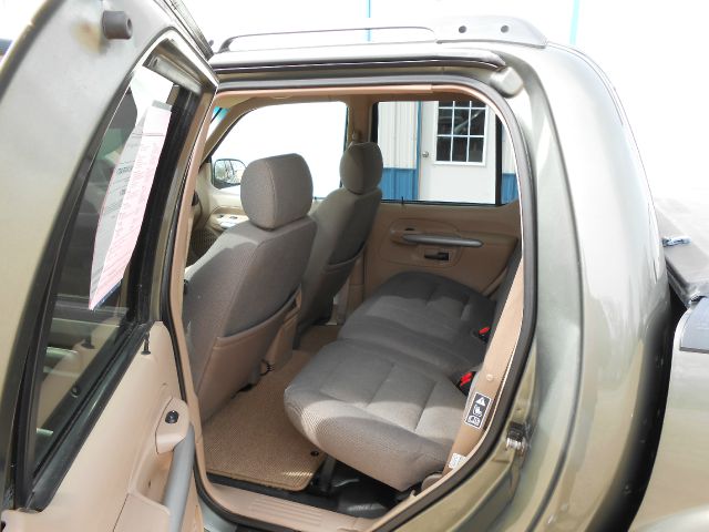Ford Explorer Sport Trac 2001 photo 1