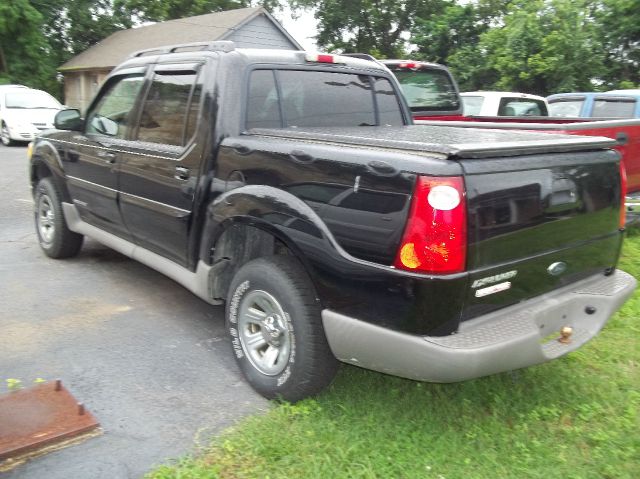 Ford Explorer Sport Trac 2001 photo 3