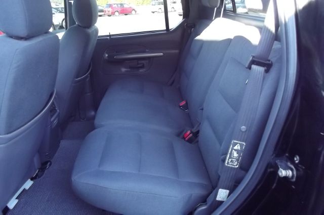Ford Explorer Sport Trac 2001 photo 2