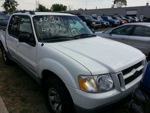 Ford Explorer Sport Trac Base SUV